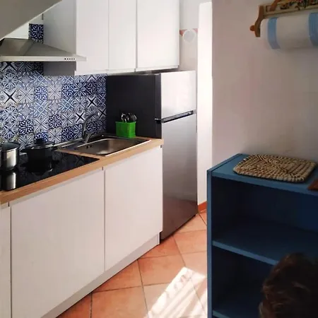 Apartament In Centro Su Strada Privata La Maddalena (Sassari)